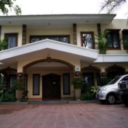 Grand Sumatera Hotel 泗水 外观 照片