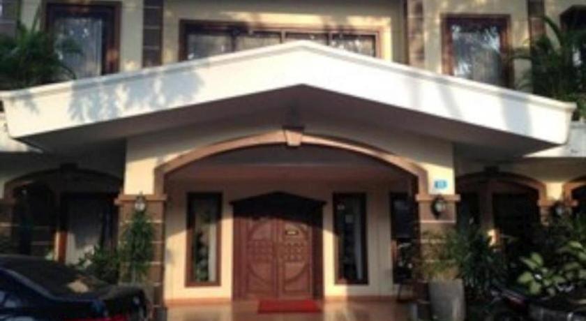 Grand Sumatera Hotel 泗水 外观 照片
