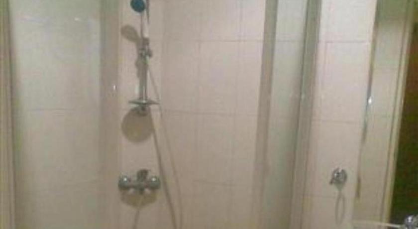 Grand Sumatera Hotel 泗水 外观 照片
