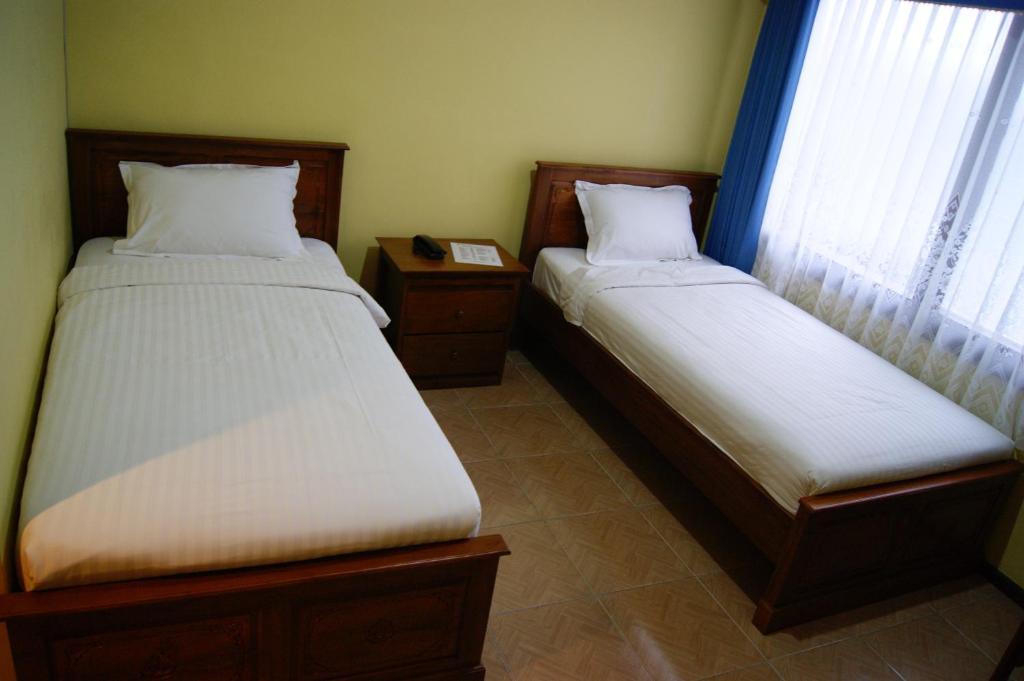 Grand Sumatera Hotel 泗水 客房 照片