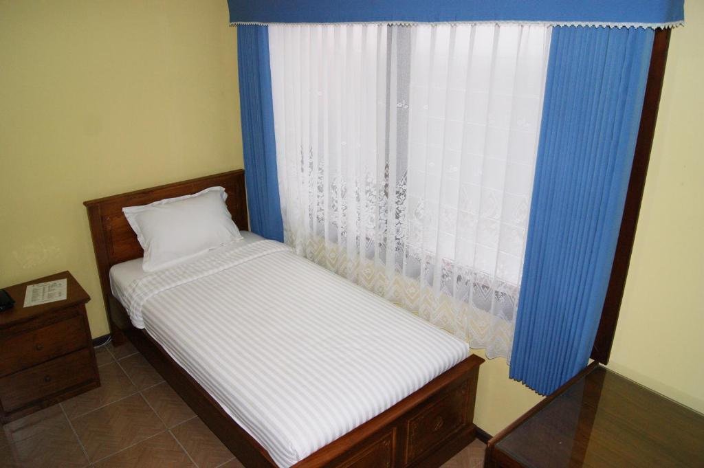 Grand Sumatera Hotel 泗水 外观 照片